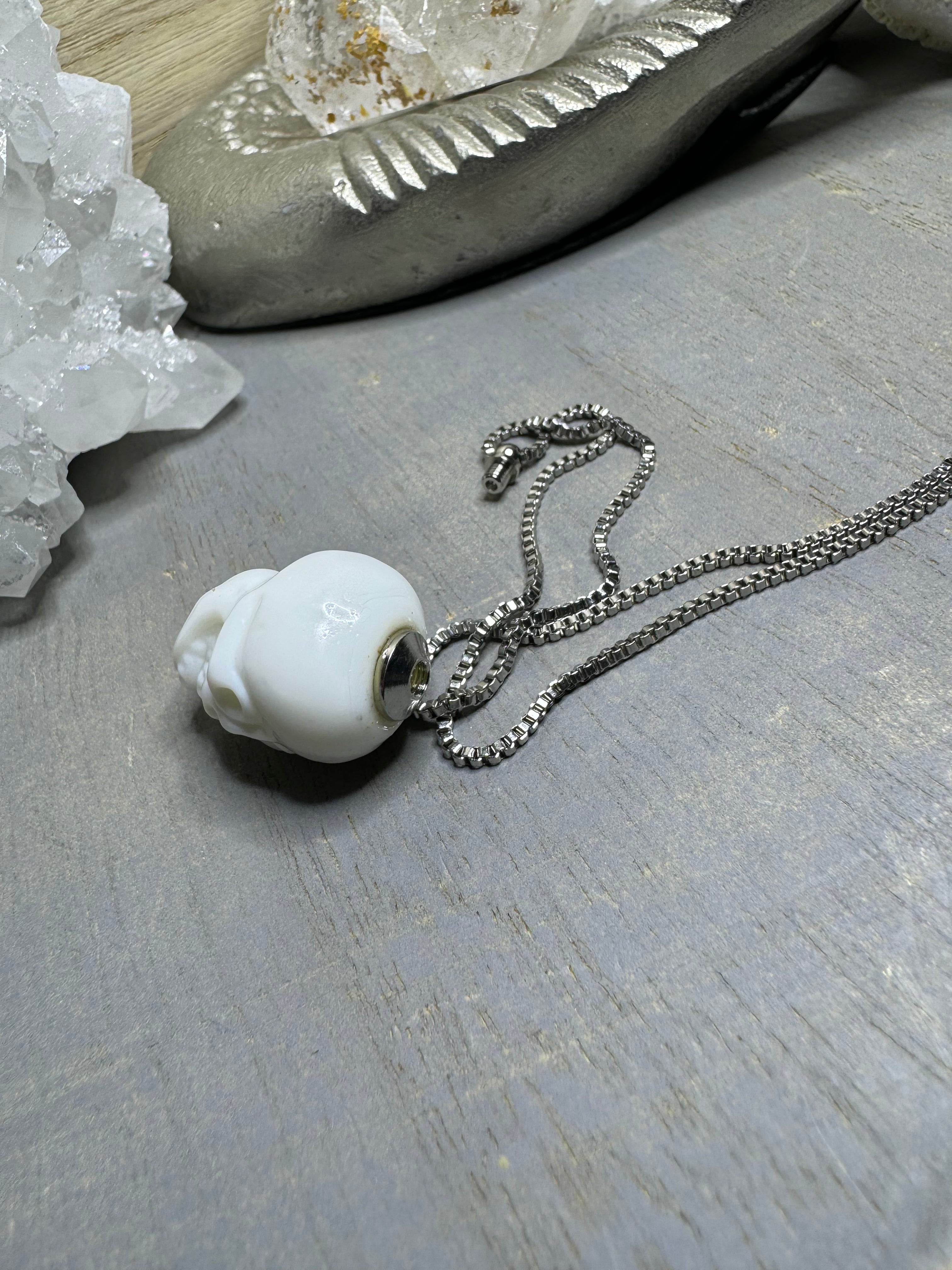 Skull Bottle Necklace Kit