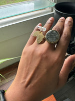 Cargar imagen en el visor de la galería, Africa Crystal Ring - We Love Brass
